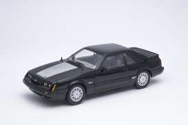 Ford  - 1986 black - 1:18 - Welly - 12526bk - welly12526bk | Toms Modelautos