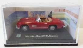 Mercedes Benz  - red - 1:72 - Cararama - MB300r - caraMB300r | Toms Modelautos