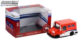 Grumman LLV  - Canada Post  red/white - 1:18 - GreenLight - 13571 - gl13571 | Toms Modelautos