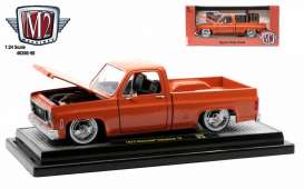 Chevrolet  - Cheyenne 10 1973 orange - 1:24 - M2 Machines - 40300-98B - M2-40300-98B | Toms Modelautos