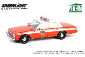 Chevrolet  - Caprice 9C1 1987 red/white - 1:18 - GreenLight - 19141 - gl19141 | Toms Modelautos