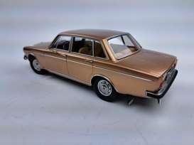 Volvo  - 164 1990 gold metallic - 1:18 - Triple9 Collection - 1800373 - T9-1800373 | Toms Modelautos