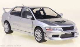 Mitsubishi  - Lancer Evolution VII 2001 silver - 1:24 - Whitebox - 124204 - WB124204 | Tom's Modelauto's