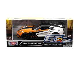 Corvette  - ZR1 2019 white/orange - 1:24 - Motor Max - 73796 - mmax73796 | Toms Modelautos