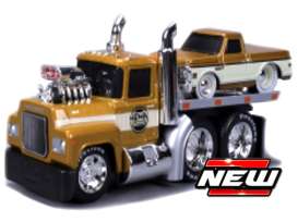 Muscle Machines  - Mack/Chevrolet gold/cream - 1:64 - Maisto - 11555 - mai11555 | Toms Modelautos