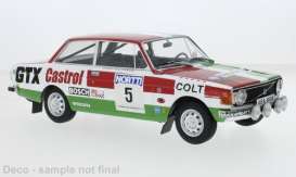 Volvo  - 142 1973 white/red/green - 1:18 - MCG - MCG18529 - MCG18529 | Toms Modelautos