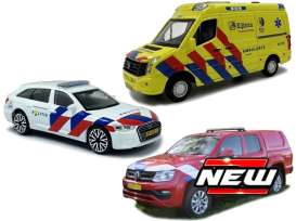   - white/blue/red/yellow - 1:43 - Bburago - 18-0014 - bura18-0014 | Toms Modelautos