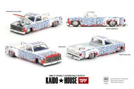 Chevrolet  - Silverado 1980 white/blue/red - 1:64 - Mini GT - KHMG157 - MGTKHMG157 | Toms Modelautos