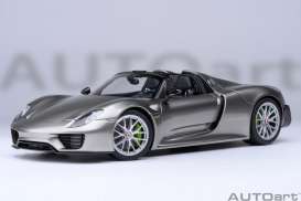 Porsche  - 918 Syder silver - 1:18 - AutoArt - 77922 - autoart77922 | Toms Modelautos