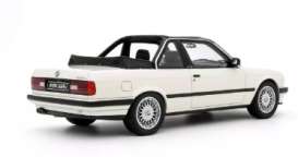 BMW  - E30 325i 1988 white - 1:18 - OttOmobile Miniatures - OT1097 - otto1097 | Toms Modelautos