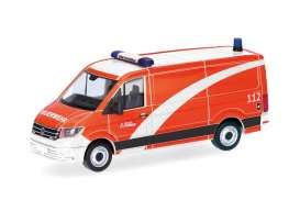 Volkswagen  - Crafter red/white - 1:87 - Herpa - H098267 - herpa098267 | Toms Modelautos