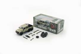 Land Rover  - Defender 110 2016 camouflage green - 1:64 - BM Creations - 64B0342rhd - BM64B0342rhd | Toms Modelautos