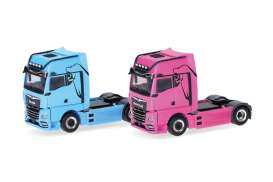 MAN  - eTGX GX pink/blue - 1:87 - Herpa - H319195 - herpa319195 | Toms Modelautos