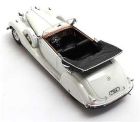 Mercedes Benz  - 770K W150 Cabriolet B 1939 white - 1:43 - Matrix - 41302-232 - MX41302-232 | Toms Modelautos