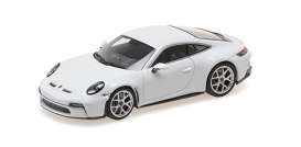 Porsche  - 911 (992) S/T 2023 white - 1:43 - Minichamps - 410063020 - mc410063020 | Toms Modelautos