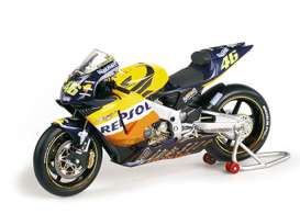 Honda  - RC211V 2002 various - 1:12 - Minichamps - 122021096 - mc122021096 | Toms Modelautos