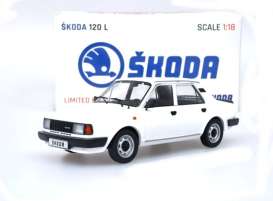 Skoda  - 120L 1983 white - 1:18 - Fox18 - FOX18-061 - FOX18-061 | Toms Modelautos