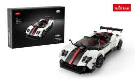 Pagani  - Zonda Cinque white/red/black - 1:16 - Rastar - rastar98200 - rastar98200 | Toms Modelautos