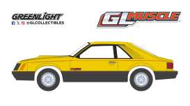 Ford Mustang - Cobra Fastback 1979 yellow/black - 1:64 - GreenLight - 13370C - gl13370C | Toms Modelautos